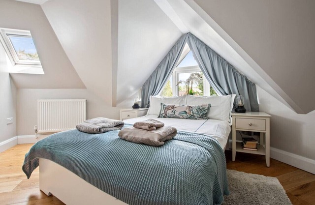 Central and Cosy Brockenhurst Flat