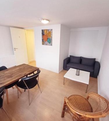 Central Apartment close to the Marina