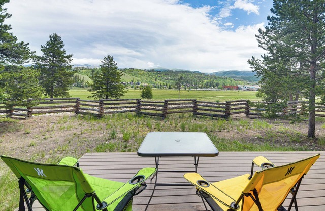 Central Fraser Vacation Rental w/Private Hot Tub!