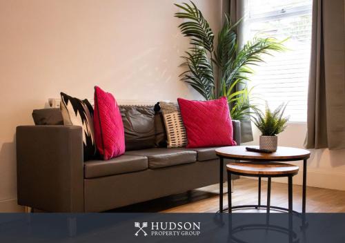 Central Oswestry 2 Bedroom House