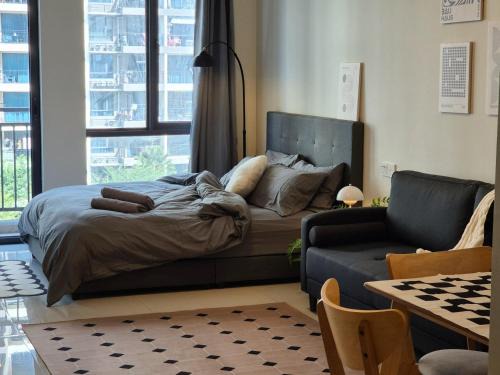 Central Park Cozy Garden View Studio for 3 pax