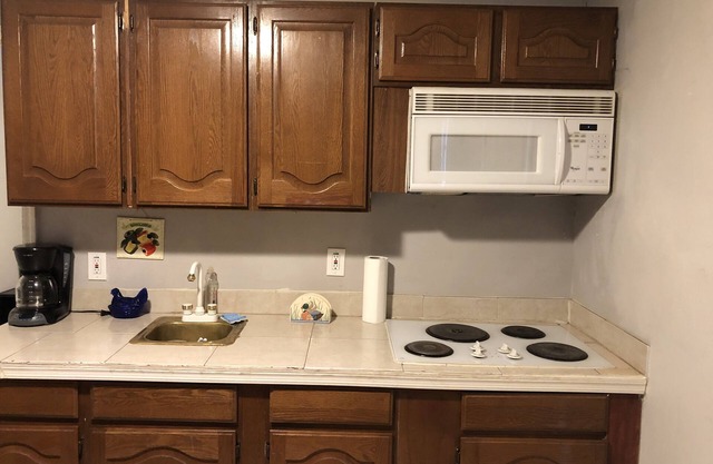CENTRALLY LOCATED STUDIO