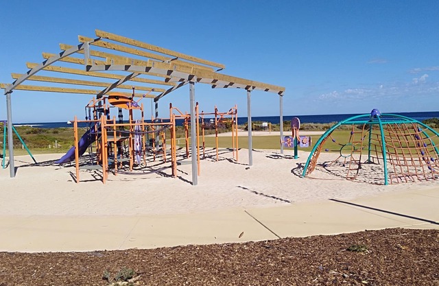 CERVANTES BEACH SIDE GETAWAY