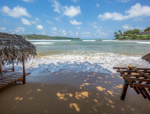Ceylon Heart Beach Villa
