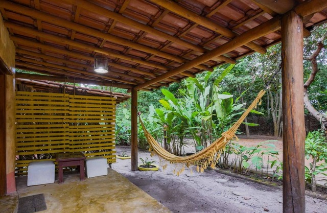 Chalé em meio à natureza na Bahia