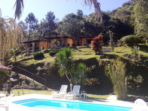 Chalés JARDIM-REAL