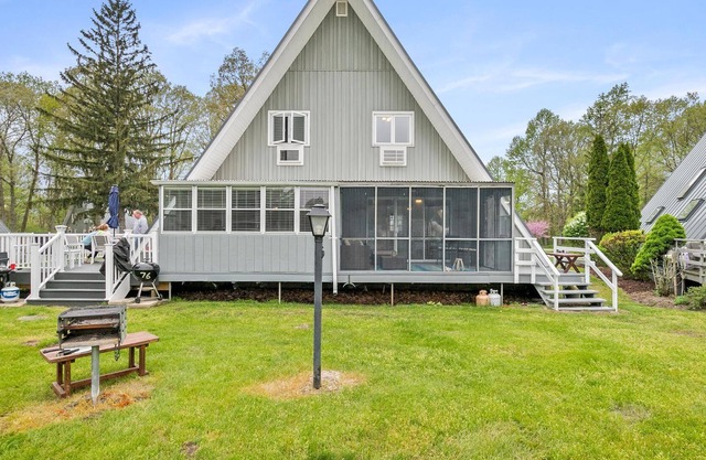 Chalet #75 - Two Bedroom Villa, Sleeps 6