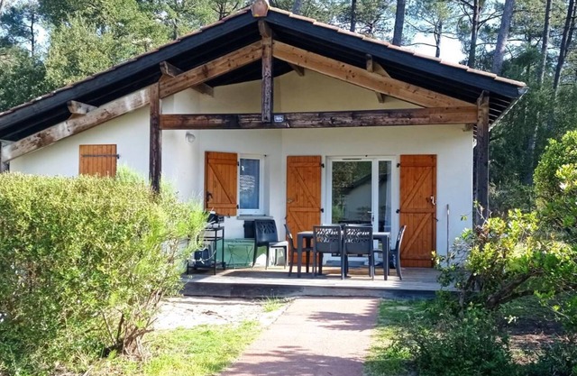 Chalet 8 Personnes 3 Chambres Résidence de Vacances Sécurisée Piscine et Tennis