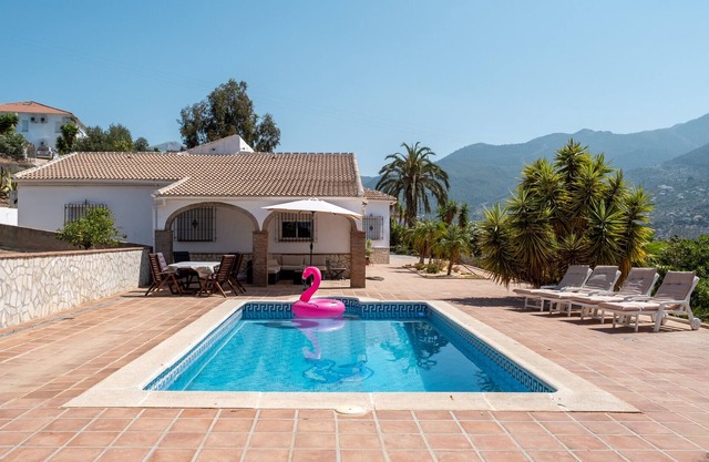 Chalet 'Casa Mirador De Salia' with Mountain View, Pool, Terrace & Wi-Fi
