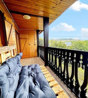 Chalet entièrement rénové proche Besançon