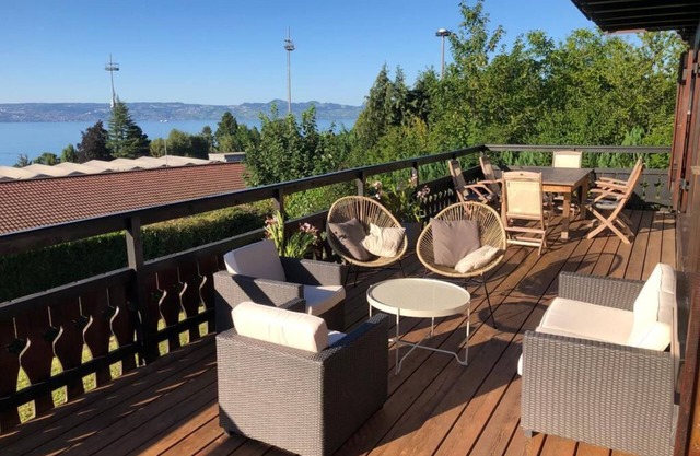Chalet Grand Terrace View lake in Evian