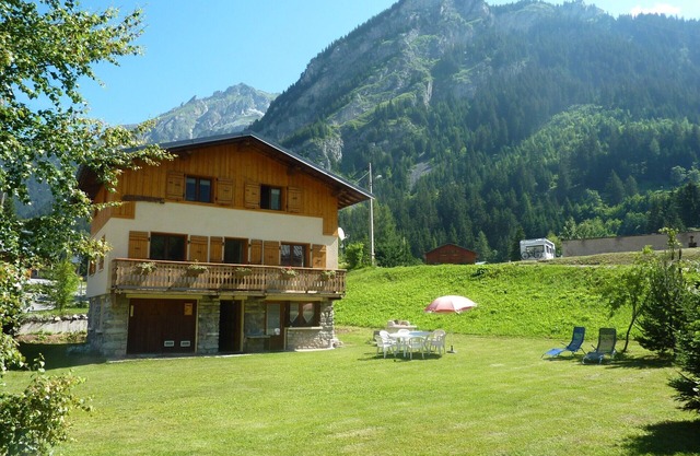 CHALET INDEPENDANT RENTAL SUMMER/WINTER classified 3 stars 8/9 persons