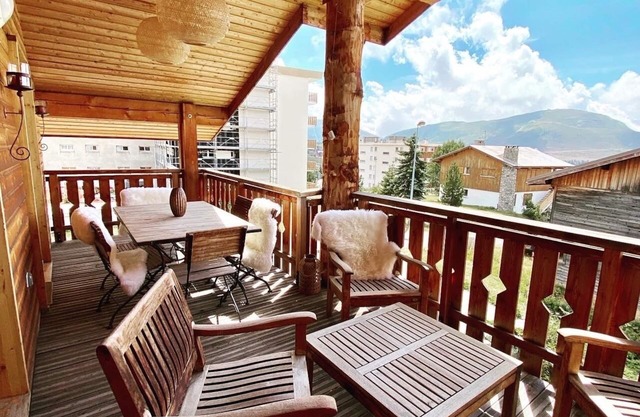 Chalet Jepima ALPE D'HUEZ Apartment 6 people 100m from the slopes with view