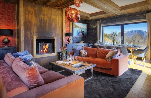 Chalet Kalyssia - luxury holiday for 11, spa & great skiing - OVO Network