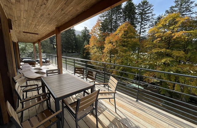 Chalet Le Lioran, 4 bedrooms, 8 persons