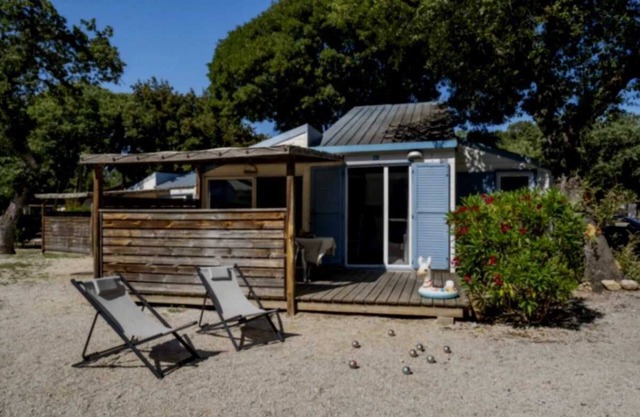 Chalet - Parc aquatique - eeecbi