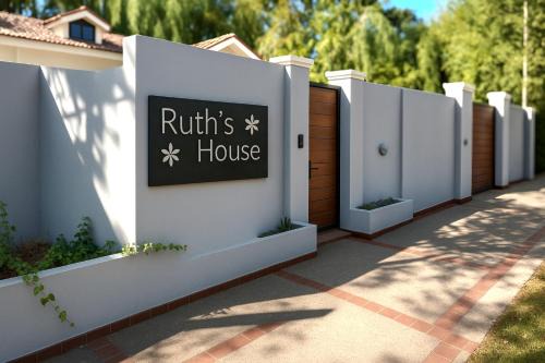 Chalet Ruth's House con pileta climatizada