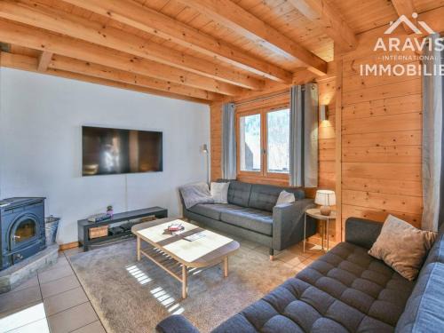Chalet spacieux avec balcon sud, 8 pers, 4 ch, proche pistes et commerces, équipements modernes ! - FR-1-391-158