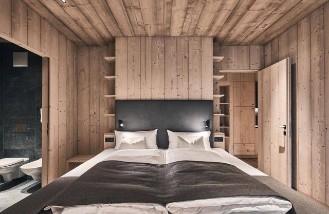Chalet 'Tenne Chalet' with Mountain View, Shared Pool & Wi-Fi