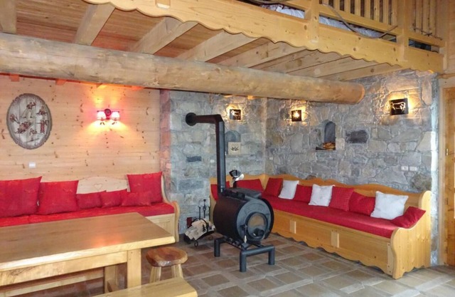 Chalet, terrace, fireplace or stove, tv, 100m², Champagny-en-Vanoise