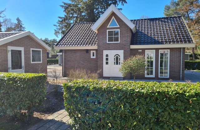 Chalet with 5 bedrooms and 2 bathrooms