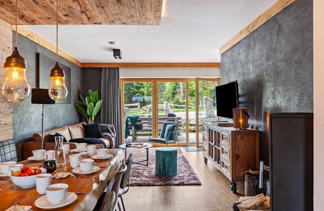 Chalet "Zillertal Arena 3" with Slope Access, Private Sauna & Wi-Fi
