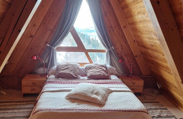 Chambre d'hôte SUITE at the top of the chalet - sleeps 4 - 2 double beds in 2 rooms