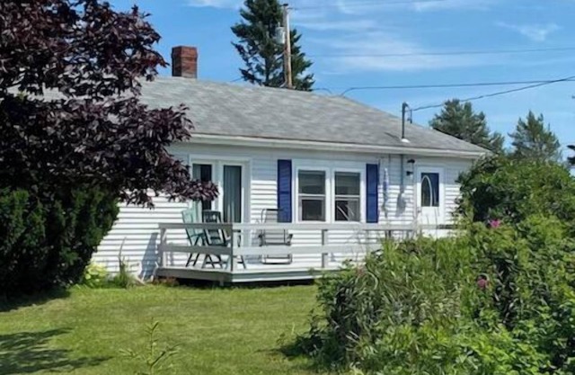 Channel View Cottage, Bay of Funday, Beach 1 mile away, 2.5 miles to town
