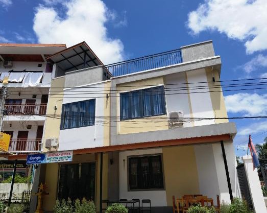 ChanthaSouk Vang Vieng Entire Villa
