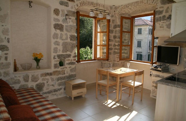 Character well equipped (left) studio apartment in historic Kotor centre