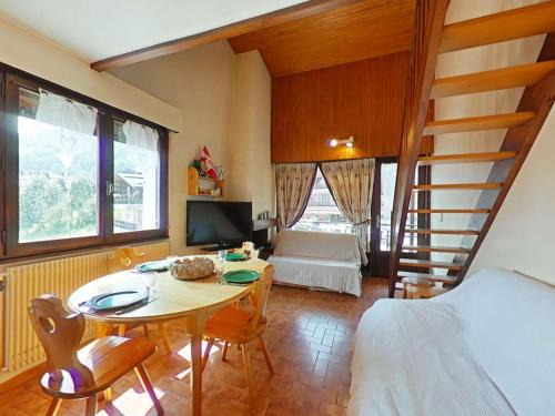 Charmant appart 3 pièces avec mezzanine et ascenseur, 6 pers, centre village, proche commerces, navettes - FR-1-241-138