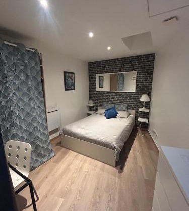 Charmant studio pour 2 personnes à Orsay