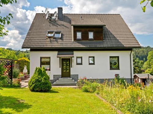 Charmante Dachgeschoss Ferienwohnung im Erzgebirge