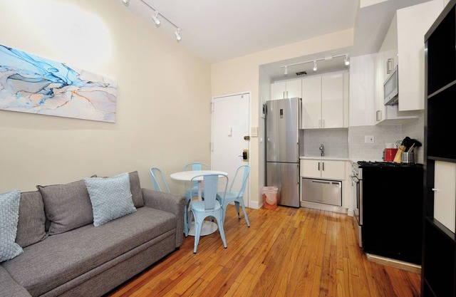 Charming 1-Bedroom Apartment in the Heart of Greenwich Village
