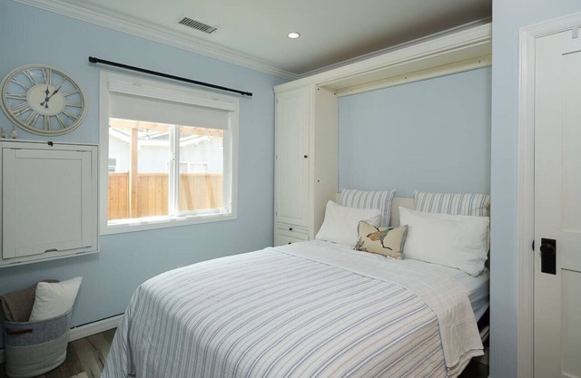 Charming 1-bedroom guest suite in welcoming Pasadena with AC, WiFi