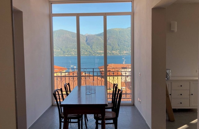 Charming 2-bedroom apartment in historic village center with stunning views