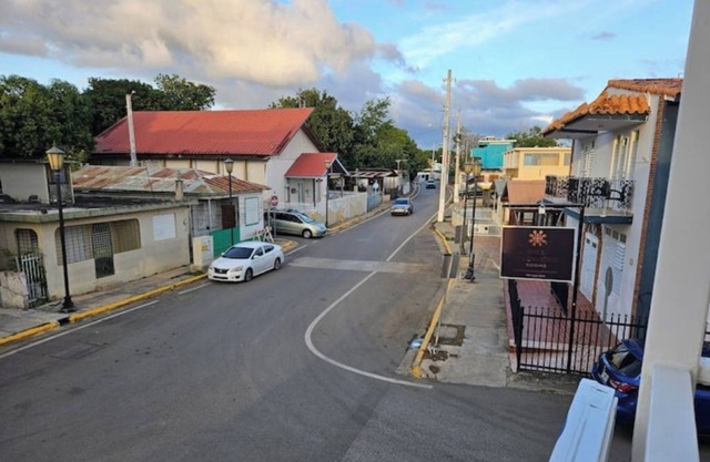 Charming 2-bedroom apartment in brilliant Cabo Rojo with AC