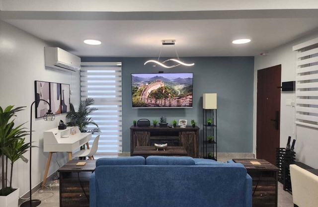 Charming 2-bedroom apartment in the heart of Kingston