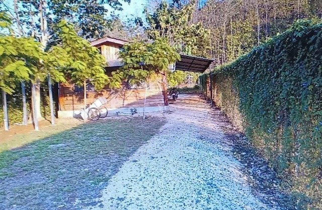 Charming 2-bedroom cabin in beautiful Santa Marta with AC, WiFi