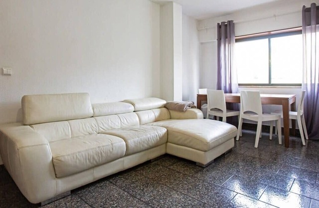 Charming 2 Bedroom Apartment in Lisbon