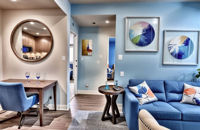 Charming 2BR Apart Hotel Free WiFi and AC in beautiful Los Angeles