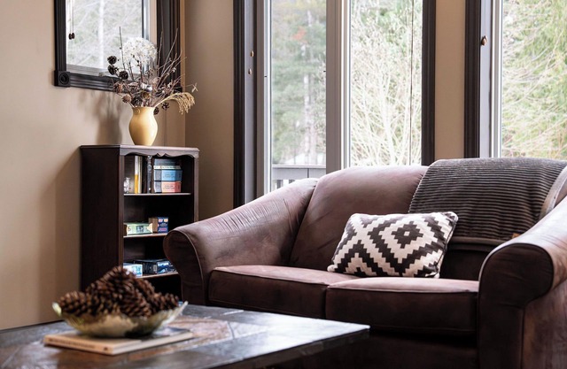 Charming 3 Bed, 2.5 Bath Home by Revelstoke Mountain Resort
