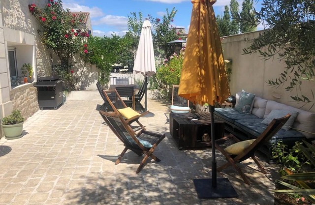 Charming 3-bedroom house with private bathroom