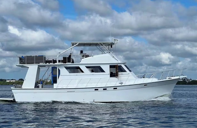 Charming 3-bedroom 60' Yacht - Scenic Harbor
