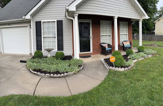Charming 3-bedroom house with Smart TVs and WiFi in serene Greensboro