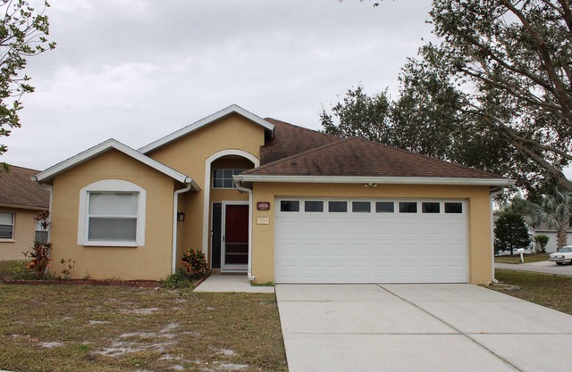 Charming 3-bedroom house with WiFi, AC in Sarasota