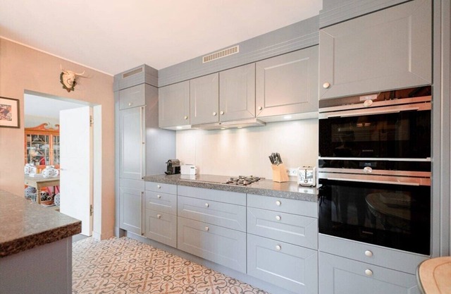 Charming 3BR with Balcony, Yard & Sauna