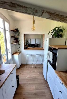 Charming apartment bordering Versailles