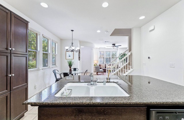 Charming Clovis 3Bd/3Ba Home @ Harlan Ranch w/pool