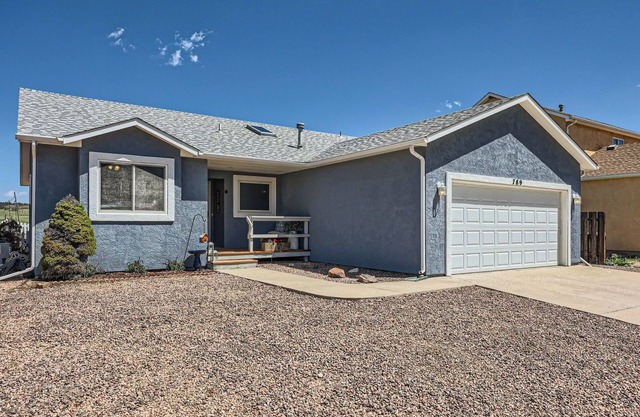 Charming, Colorado Cozy, 3-bedroom house in Monument